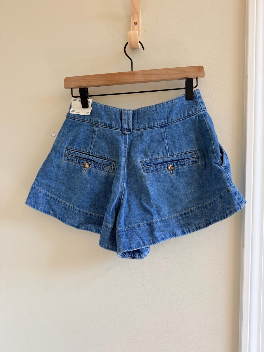 We The Free Marina Denim Shorts Color: Down Under Size: 26 NWT - Picture 4 of 8